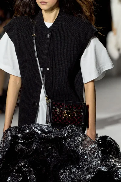 Look 81